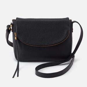 Hobo Fern Messenger crossbody purse / Black pebbled leather